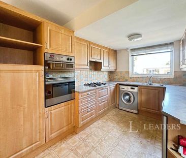 Grange Avenue, Kenilworth, CV8 - Photo 2