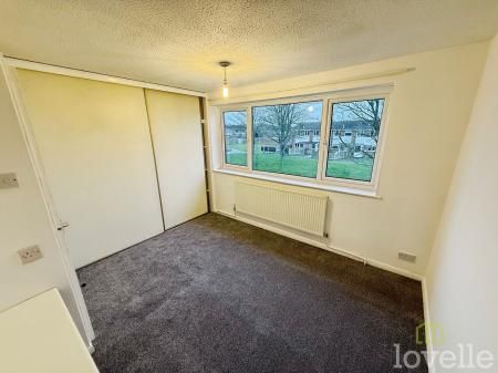 2 bedroom Terraced House To Let - Photo 5