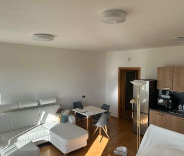 Pronájem bytu 1+kk • 37 m² bez realitkyOlšanská, Praha - Žižkov - Photo 3