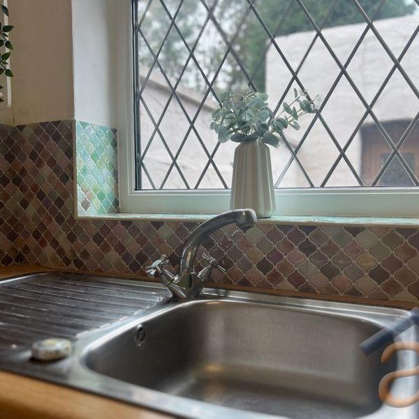2 bedroom semi-detached house to rent - Photo 1
