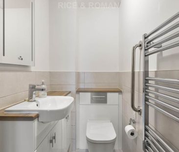 2 bedroom retirement property to rent - Photo 1