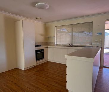 17 Glenhuon Boulevard, Eaton, WA 6232 - Photo 4