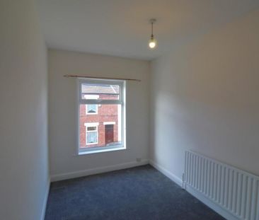 Smawthorne Avenue, Castleford - Photo 3