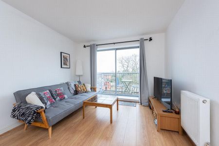 2 bedroom apartment to rent - Photo 2