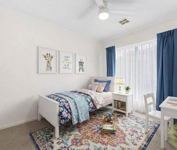 Light-Filled Freestanding Townhouse in Prime Bruce Location - Photo 6