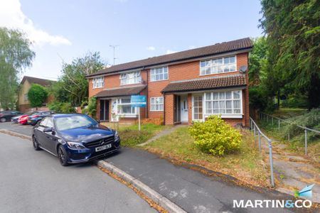 2 bedroom maisonette to rent - Photo 4