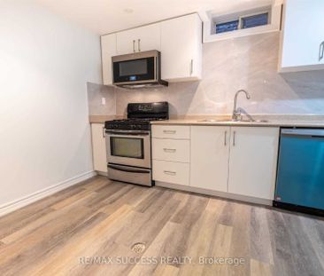 For Lease - 4484 Jenkin Circle, Mississauga, Ontario - Photo 4