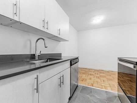 For Lease - 165 Cosburn Avenue Unit# 315, Toronto, Ontario - Photo 2