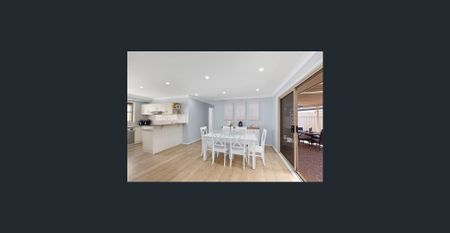 Convenient & Inviting Family Home - Photo 2