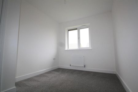 Roman Avenue, Exeter - Photo 2