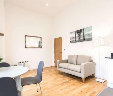 Alexandra Court, St. Leonards Road, Windsor, SL4 - Photo 1