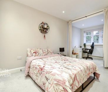 2 bedroom apartment to rent - Photo 6