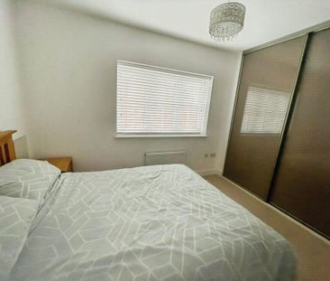 4 bedroom detached house to rent - Photo 1