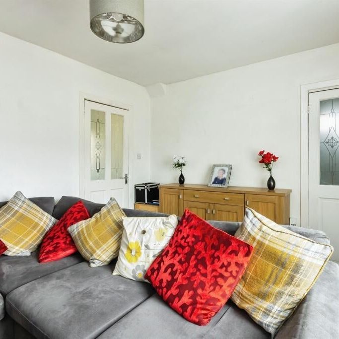 3 Bed Semi-Detached House, Amesbury Circus, NG8 - Photo 1