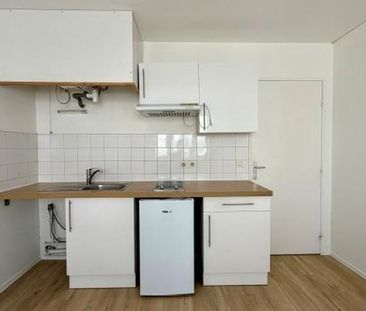 Location Appartement 1 pièce 22m² TOURS 37000 - Photo 3