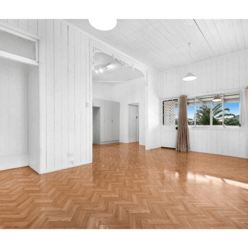 29 Pine Street, Wynnum, Qld 4178 - Photo 1