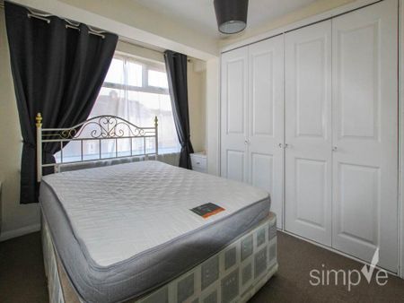 2 bedroom maisonette to rent - Photo 5