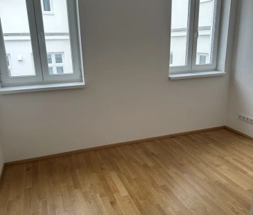 Sonnige, helle 3 Zimmer Wohnung, inkl. Küche und Klimaanlage- Nähe ... - Photo 3