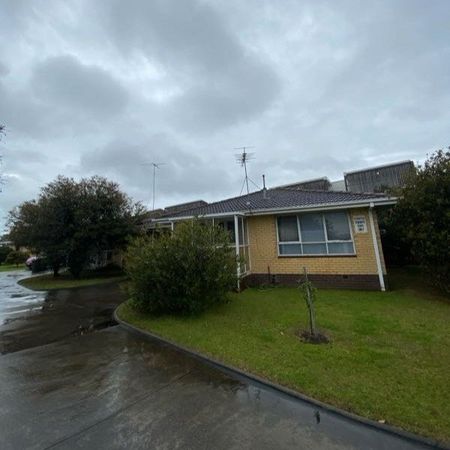 2/39-41 Lonsdale Street, South Geelong - Photo 2