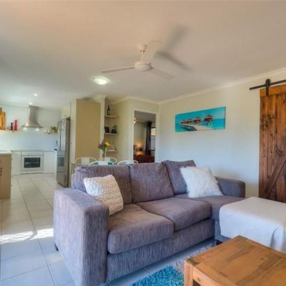 1/3 Heran Court Urangan QLD - Photo 1