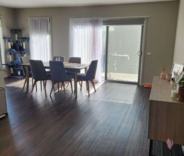 Newborough - Photo 2