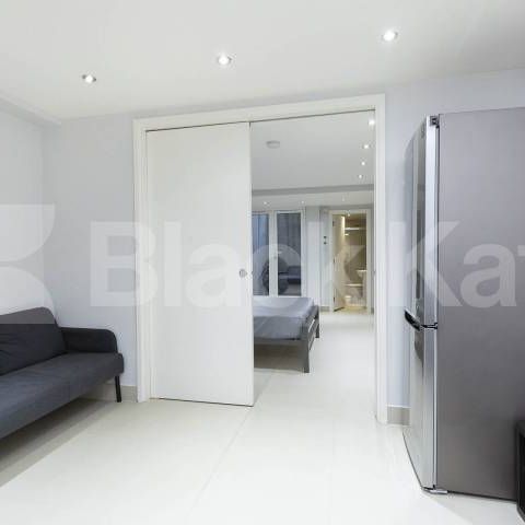 Burnley Road, London, NW10 - Photo 1