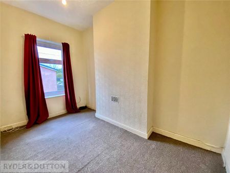 2 bedroom terraced house to rent - Photo 4
