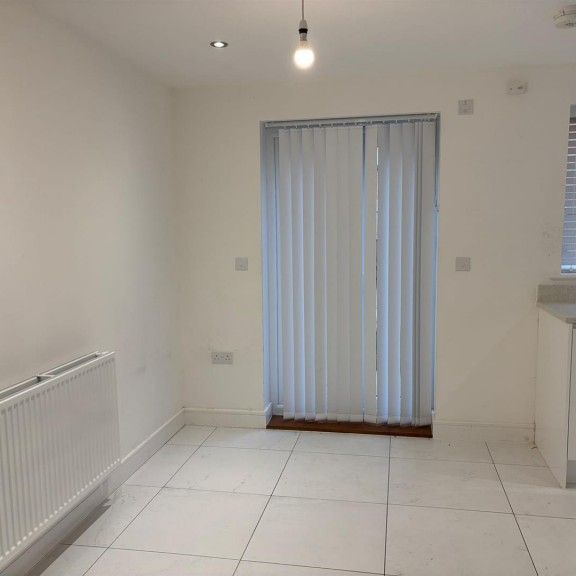 3 BED End of terrace house To rent - Photo 1