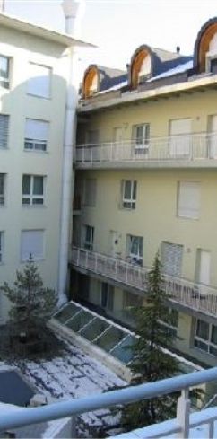 Apartment - Photo 2
