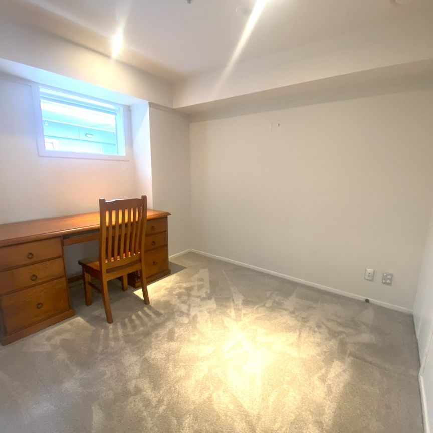 Best view in town! - Photo 1