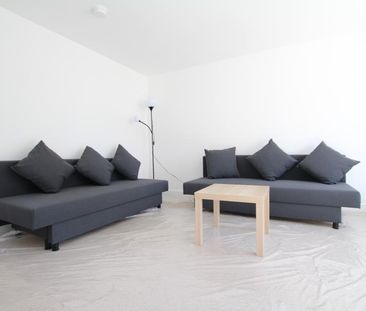4 bedroom semi-detached house to rent - Photo 1