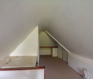 3 bedroom semi-detached house to rent - Photo 4