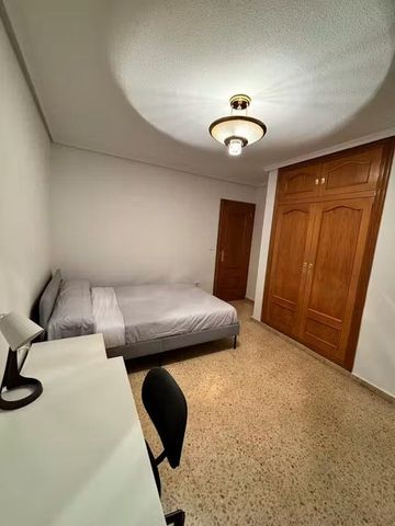 Carrer de Reig Genovés, Valencia, Valencian Community 46019 - Photo 3