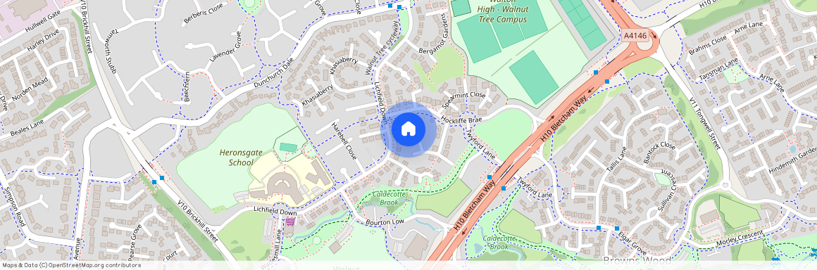 Tamarisk Court, Walnut Tree