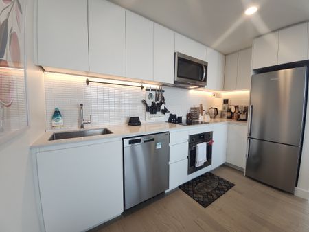 1210 Rue Jeanne-Mance, #4720 - Photo 2