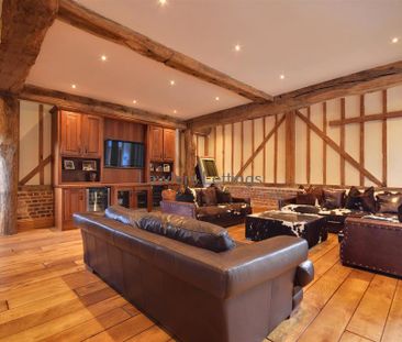 7 bedroom detached house to rent - Photo 3