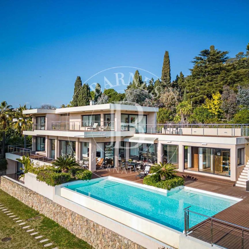 CANNES CROIX DES GARDES - VILLA CONTEMPORAINE - 5 CHAMBRES - Photo 1