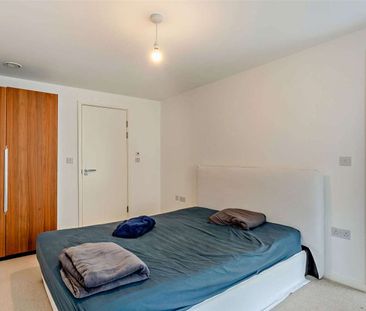 One-bedroom ground floor apartment with parking, conveniently locat... - Photo 4