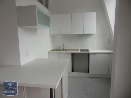 Location Appartement 2 pièces 50m² LILLE 59000 - Photo 3