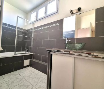 LOCATION d'un appartement F3 (60 m²) à BASTIA - Photo 5