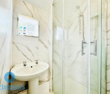 8 bed Semi-Detached House for Rent - Photo 5