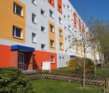 Sonnige Dreiraumwohnung in oberer Geschosslage - Photo 1