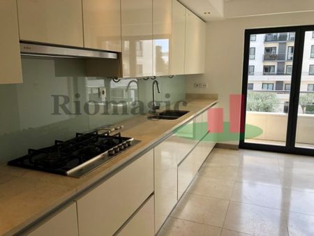 3 room luxury Apartment for rent in Lisbon, Portugal - Photo 5