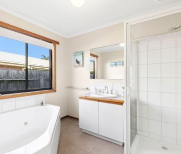 Large Family Home In The Perfect Location! - Photo 6