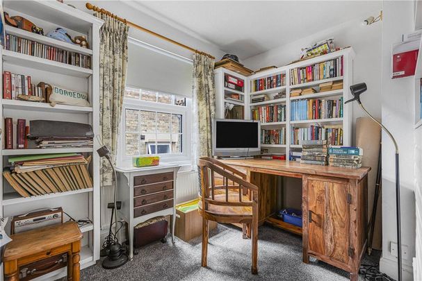 2 bedroom semi-detached house to rent - Photo 1