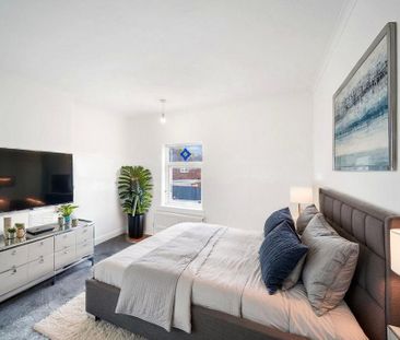 2 bedroom end of terrace house to rent - Photo 2