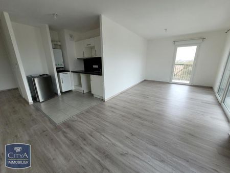 Location Appartement 3 pièces 60m² FLEURY SUR ORNE 14123 - Photo 2