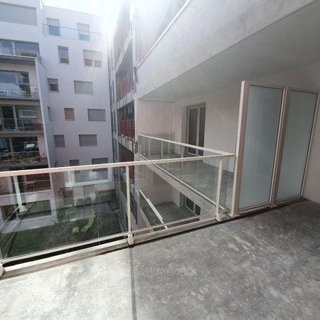 Location Appartement 3 pièces 63m² LILLE 59000 - Photo 4