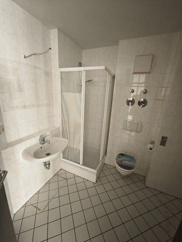 schöne 2-Raum Wohnung mit Balkon und TG-Stellplatz * ab 03/2026 - Photo 5