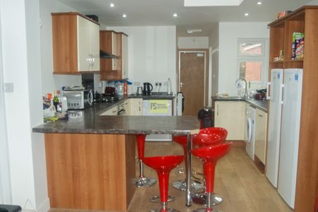 37 Hubert Road - Photo 5